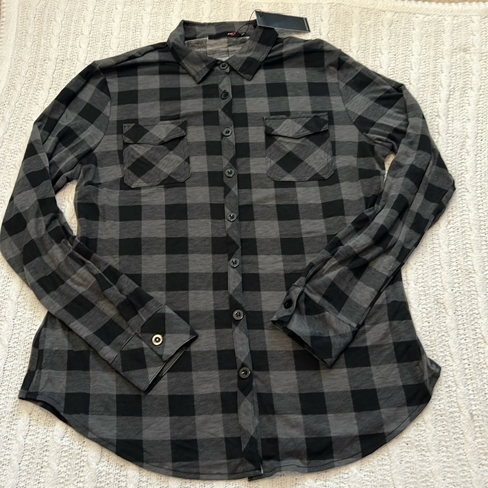 Women’s XL DJT Gray and Black Stretchy Plaid Button Down New with Tags!